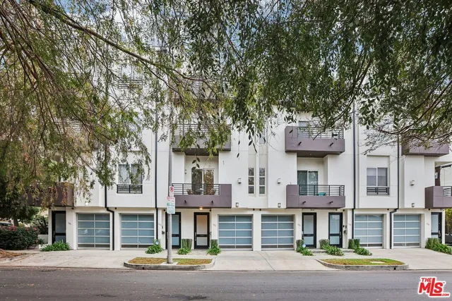$1,395,000 | 438 Arnaz Drive, Unit 103, Los Angeles, CA 90048