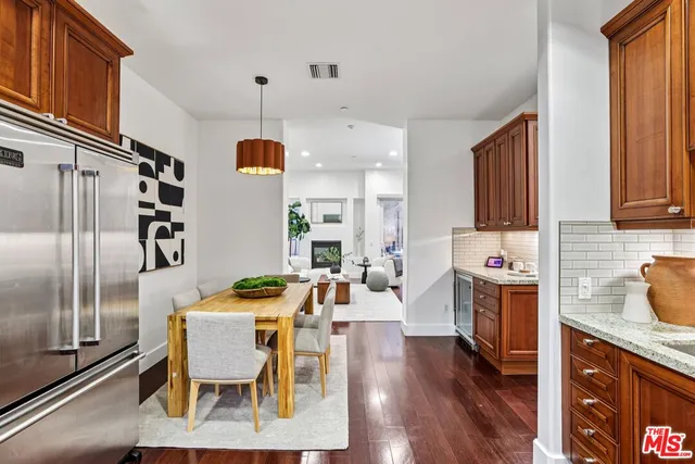 $1,395,000 | 438 Arnaz Drive, Unit 103, Los Angeles, CA 90048
