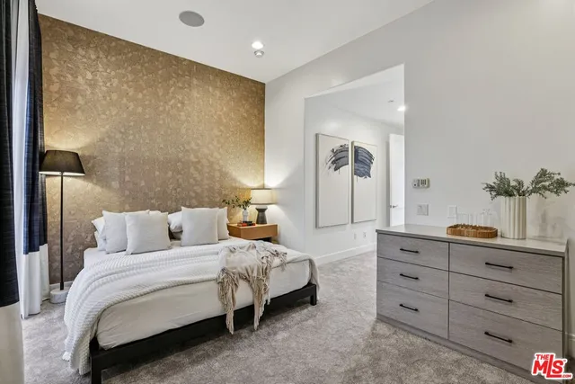 $1,395,000 | 438 Arnaz Drive, Unit 103, Los Angeles, CA 90048