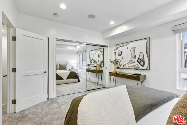 $1,395,000 | 438 Arnaz Drive, Unit 103, Los Angeles, CA 90048