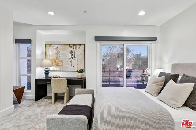 $1,395,000 | 438 Arnaz Drive, Unit 103, Los Angeles, CA 90048