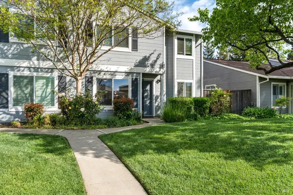 $499,500 | 131 Cambridge Drive, Vacaville, CA 95687