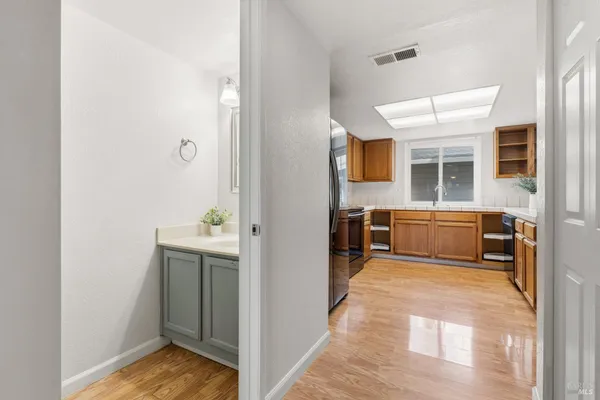 $499,500 | 131 Cambridge Drive, Vacaville, CA 95687