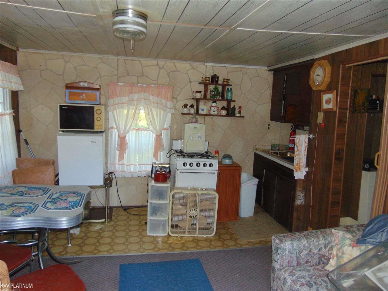 3320 South Lake Shore Road Harbor Beach, MI 48441 - Photo 7 of 13 Gallery Image 7