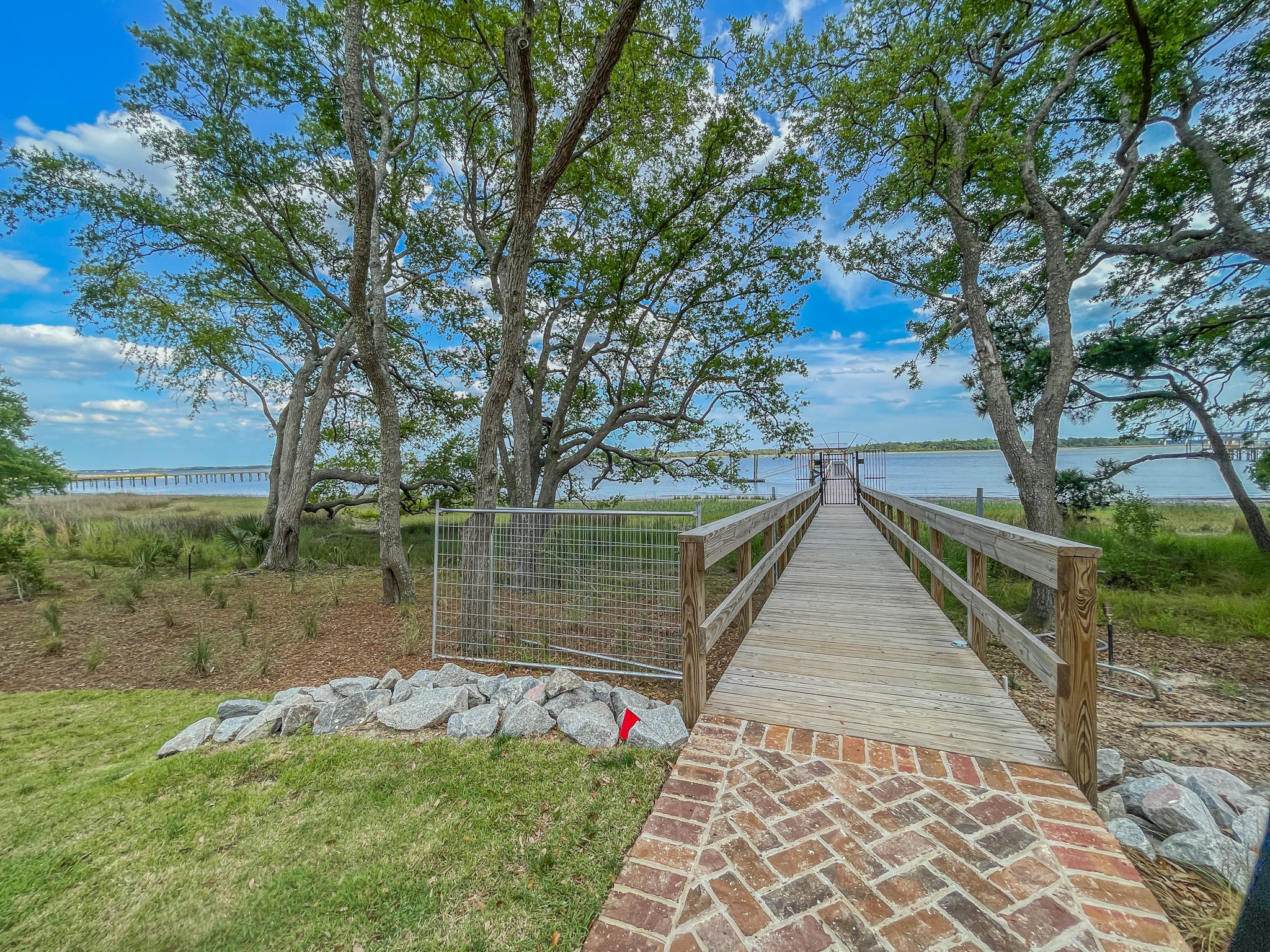 229 Captain Goddard Road Charleston, SC 29492 - Photo 18 of 64 Absolutely Incredible Community Dock