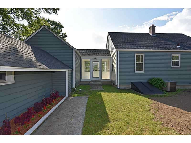 5534 Post Road Warwick, RI 02818 - Photo 22 of 25 Exterior Back.