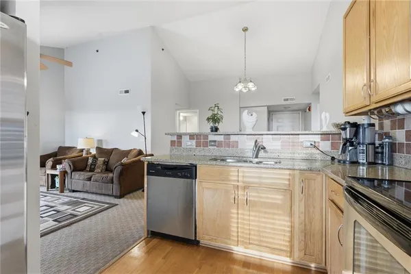 $174,950 | 8030 North Drury Avenue, Unit 3C, Kansas City, MO 64119