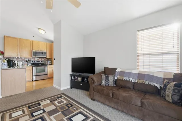 $179,000 | 8030 North Drury Avenue, Unit 3C, Kansas City, MO 64119