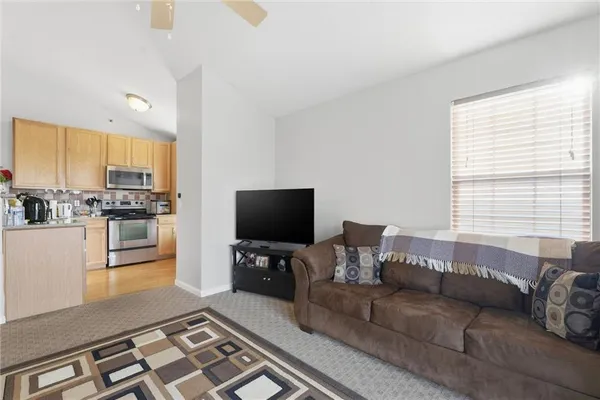 $174,950 | 8030 North Drury Avenue, Unit 3C, Kansas City, MO 64119