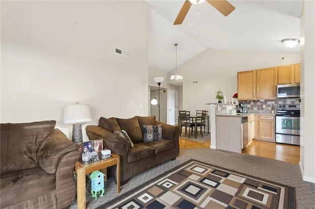 $179,000 | 8030 North Drury Avenue, Unit 3C, Kansas City, MO 64119