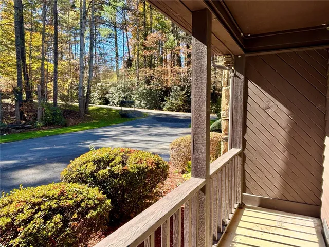 $260,500 | 21 Loganwood Lane, Etowah, NC 28729