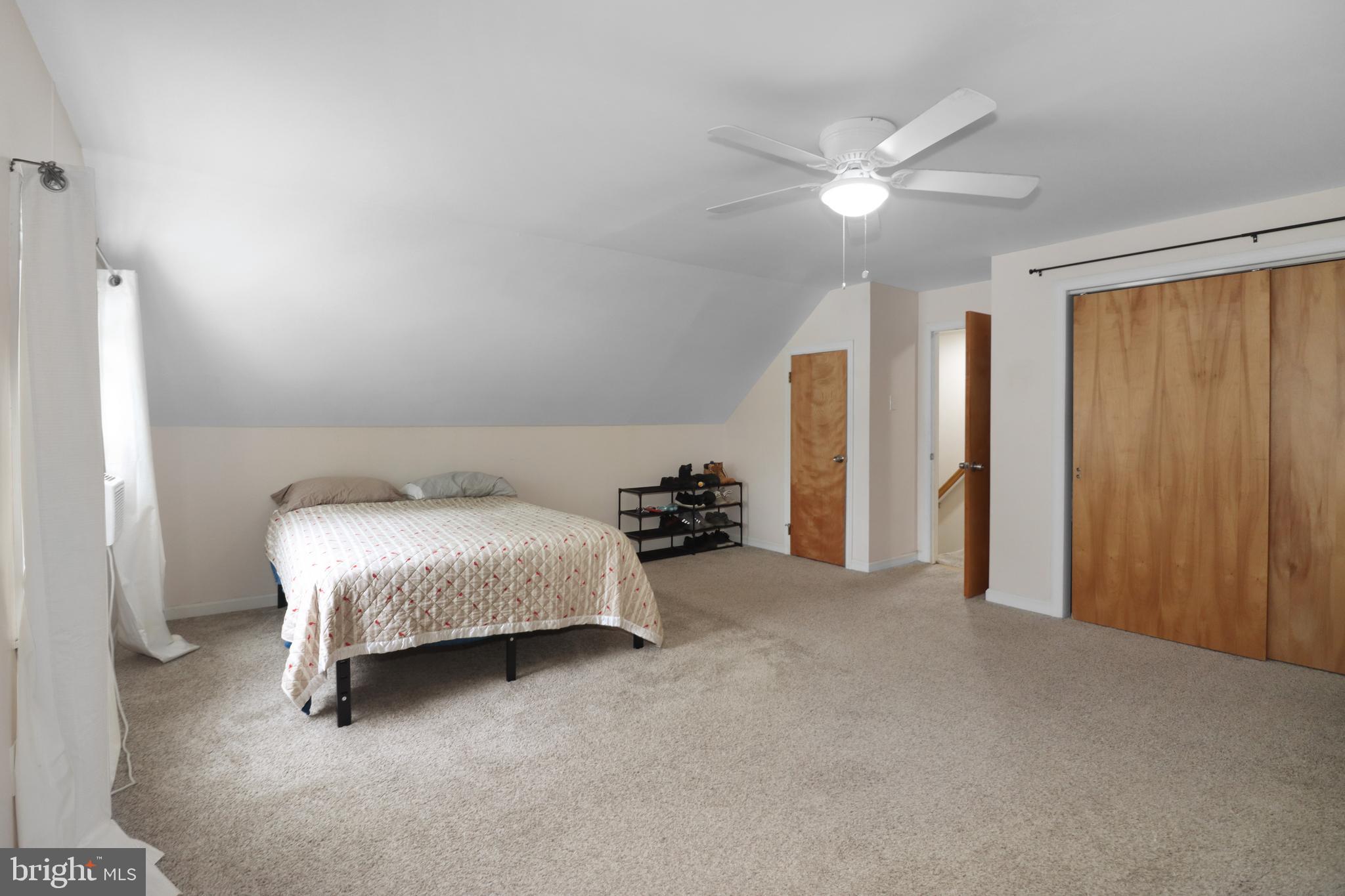 240 Youngs Road Trenton, NJ 08619 - Photo 47 of 66 Bedroom 2, Upper floor