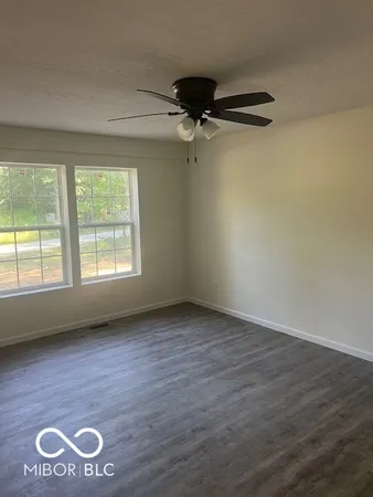 $164,500 | 1197 Evergreen Cir Way, North Vernon, IN 47265