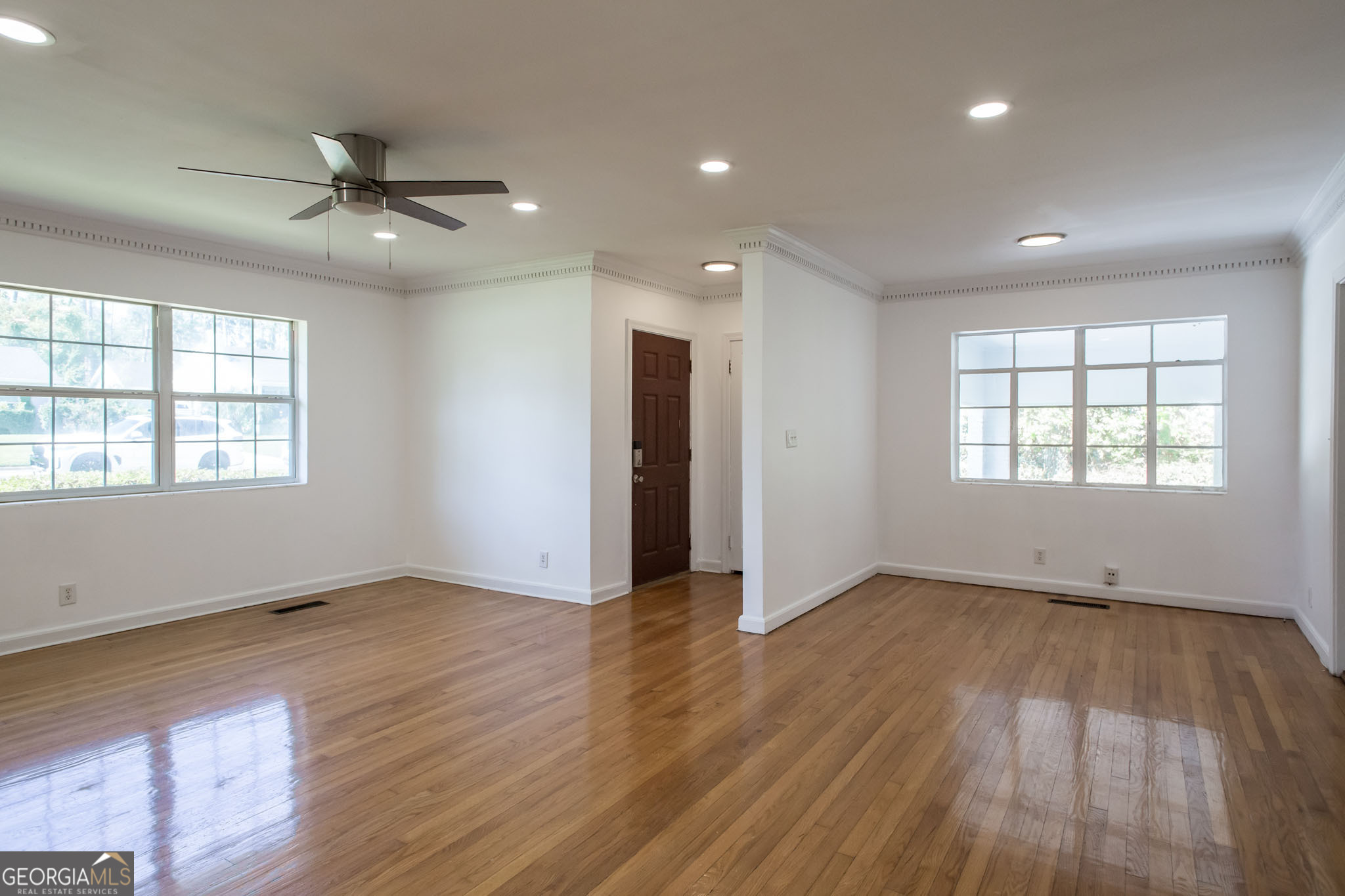 1109 Cherokee Circle Waycross, GA 31501 - Photo 4 of 45