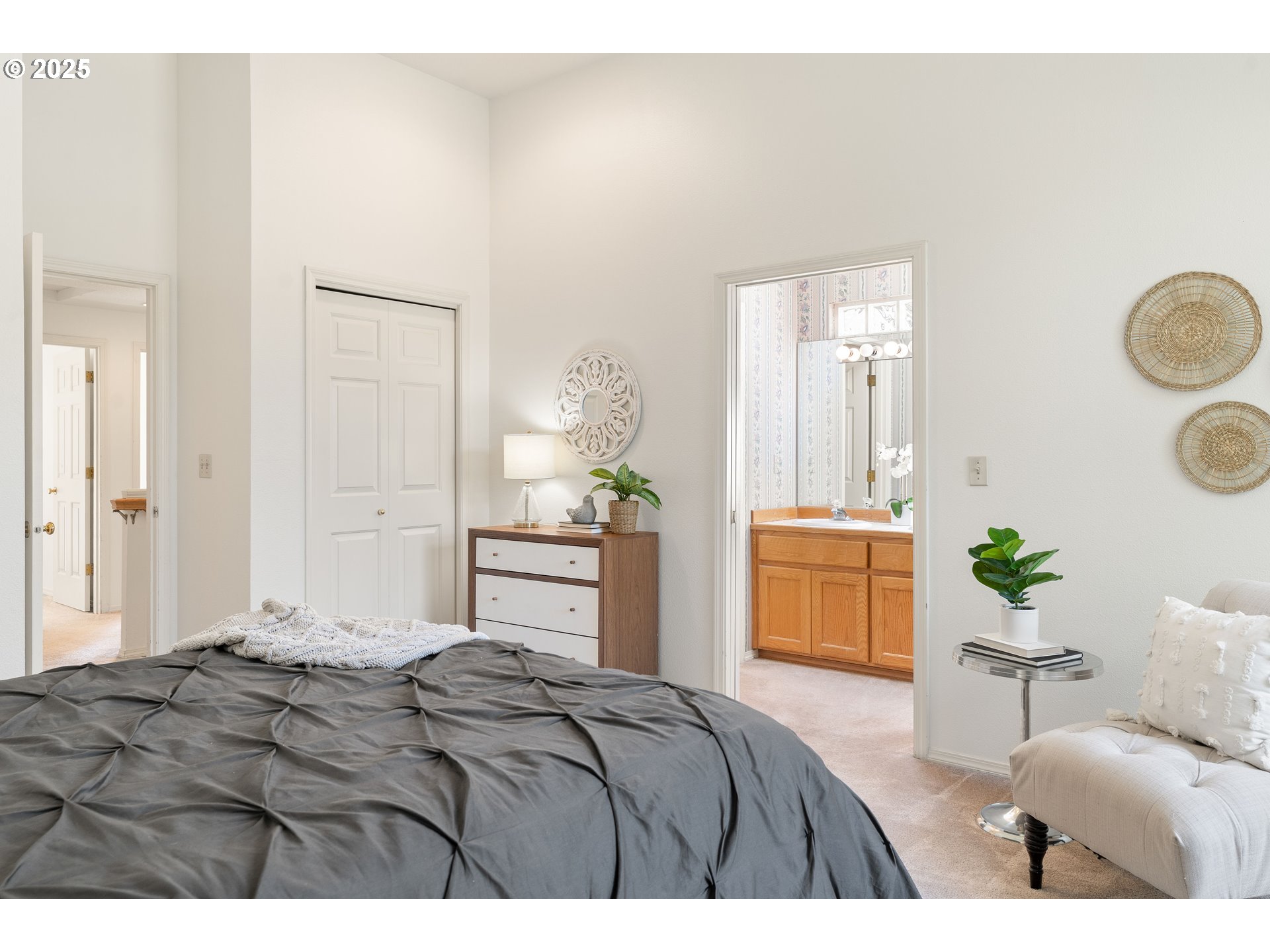 16732 Southwest Hargis Road Beaverton, OR 97007 - Photo 23 of 42 Bedroom, Primary