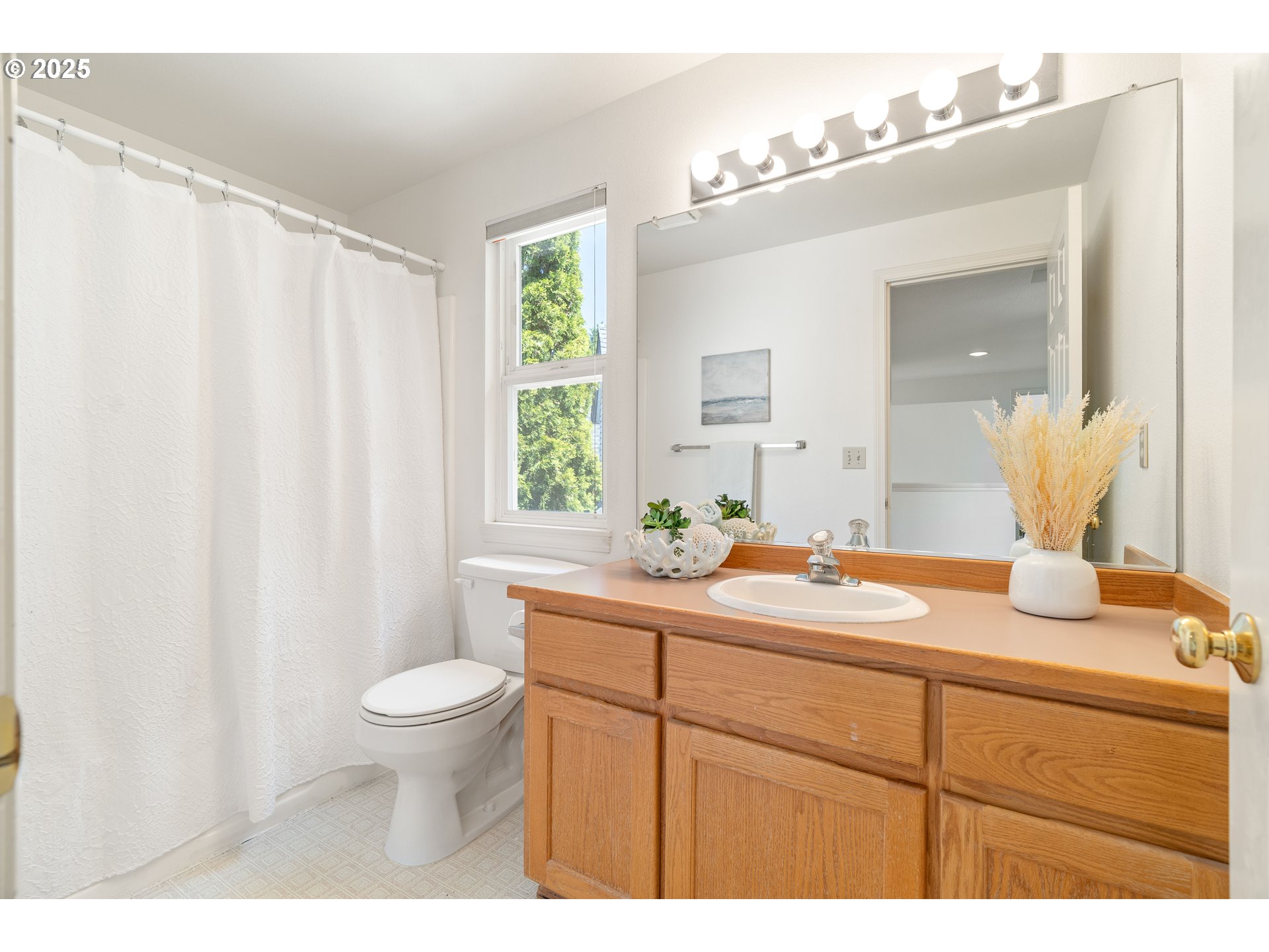 16732 Southwest Hargis Road Beaverton, OR 97007 - Photo 28 of 42 Gallery Image 28