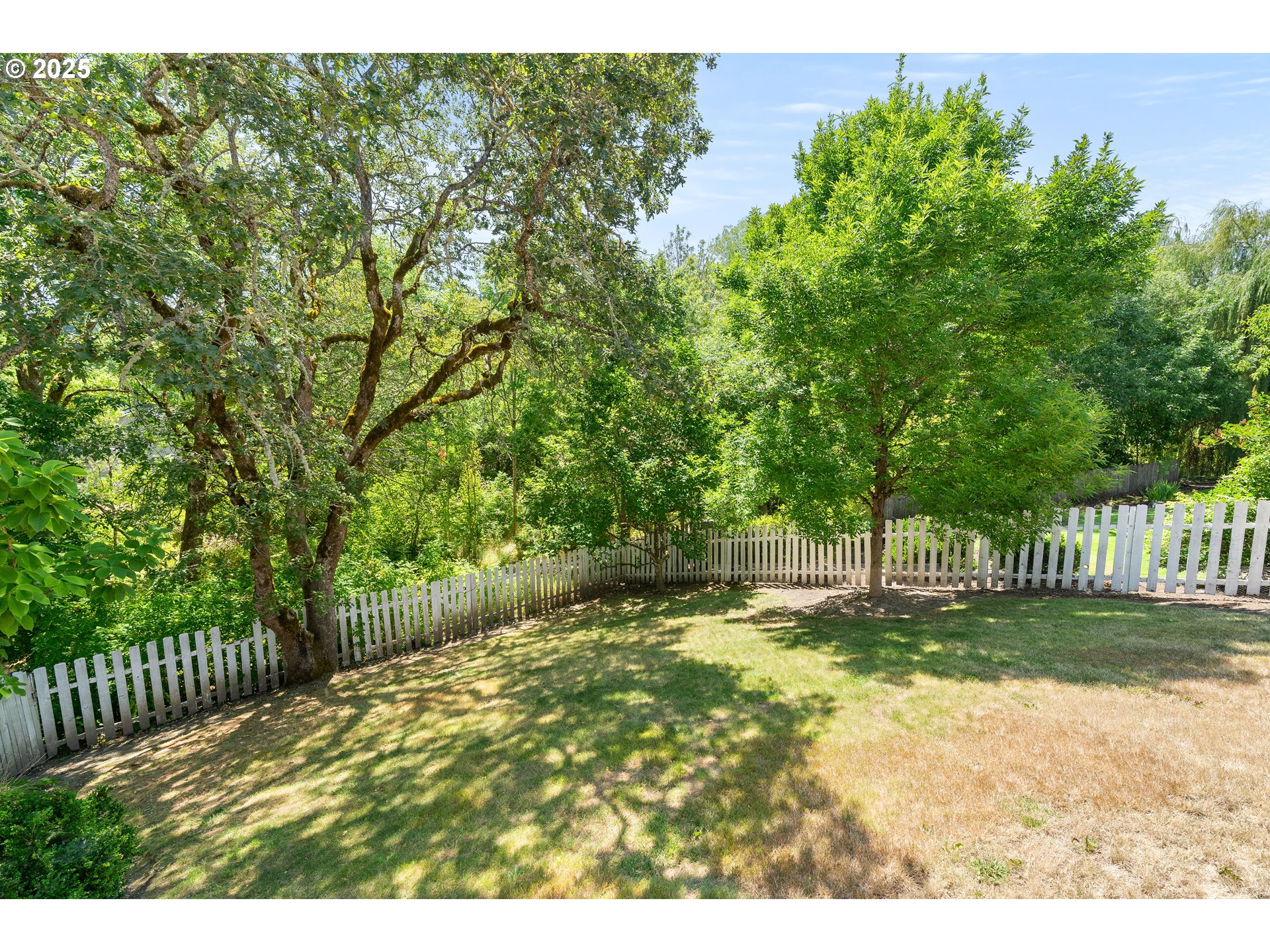16732 Southwest Hargis Road Beaverton, OR 97007 - Photo 32 of 42 Backyard