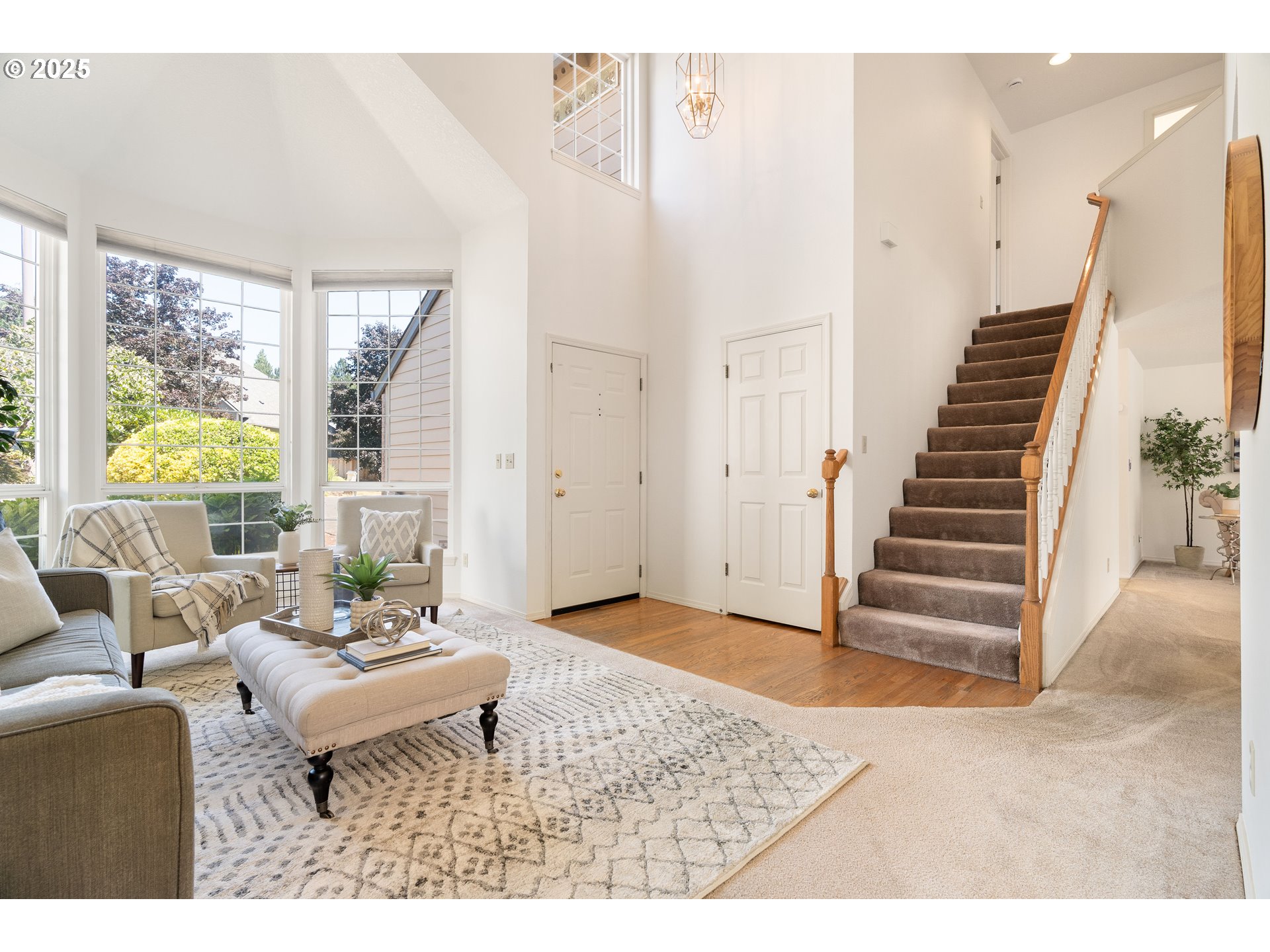16732 Southwest Hargis Road Beaverton, OR 97007 - Photo 6 of 42 Gallery Image 6