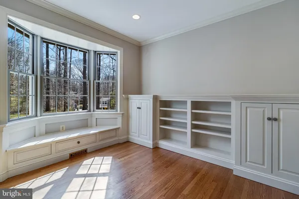 $815,000 | 99 Hummingbird Court, Dunkirk, MD 20754