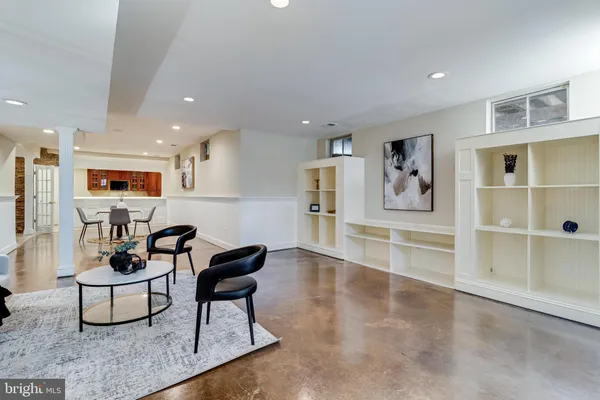 $815,000 | 99 Hummingbird Court, Dunkirk, MD 20754