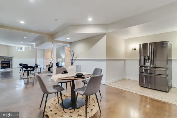 $815,000 | 99 Hummingbird Court, Dunkirk, MD 20754