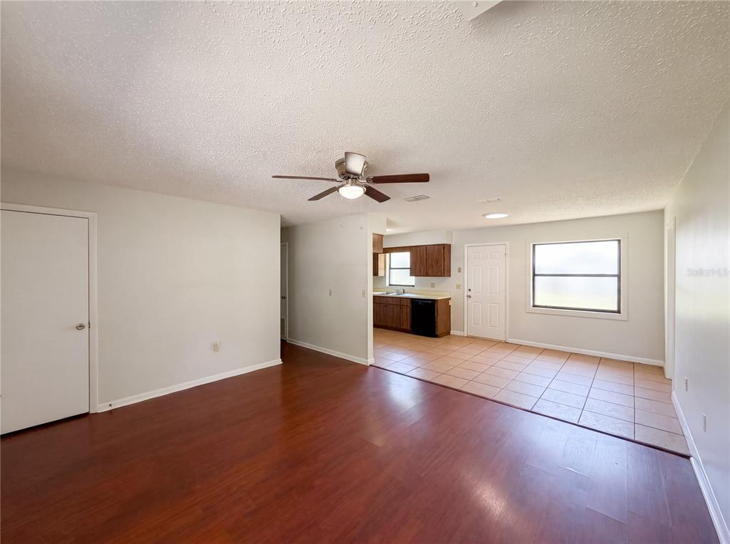 207 Northeast 3rd Terrace Williston, FL 32696 - Photo 3 of 24