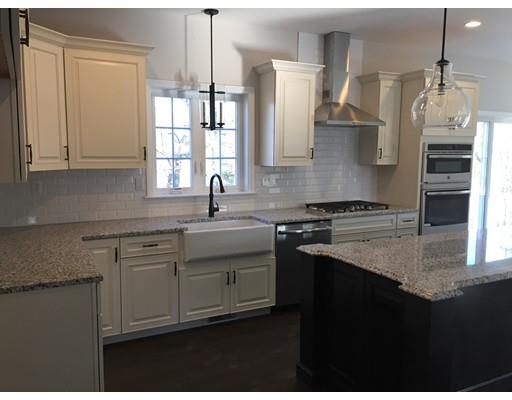 11 Ridge Street, Unit 6 Berkley, MA 02779 - Photo 2 of 4 Gallery Image 2
