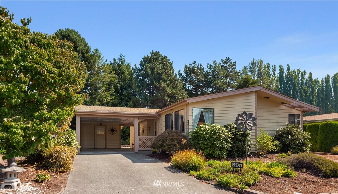 24332 S Park Bothell, WA 98021 - Photo 1 of 25