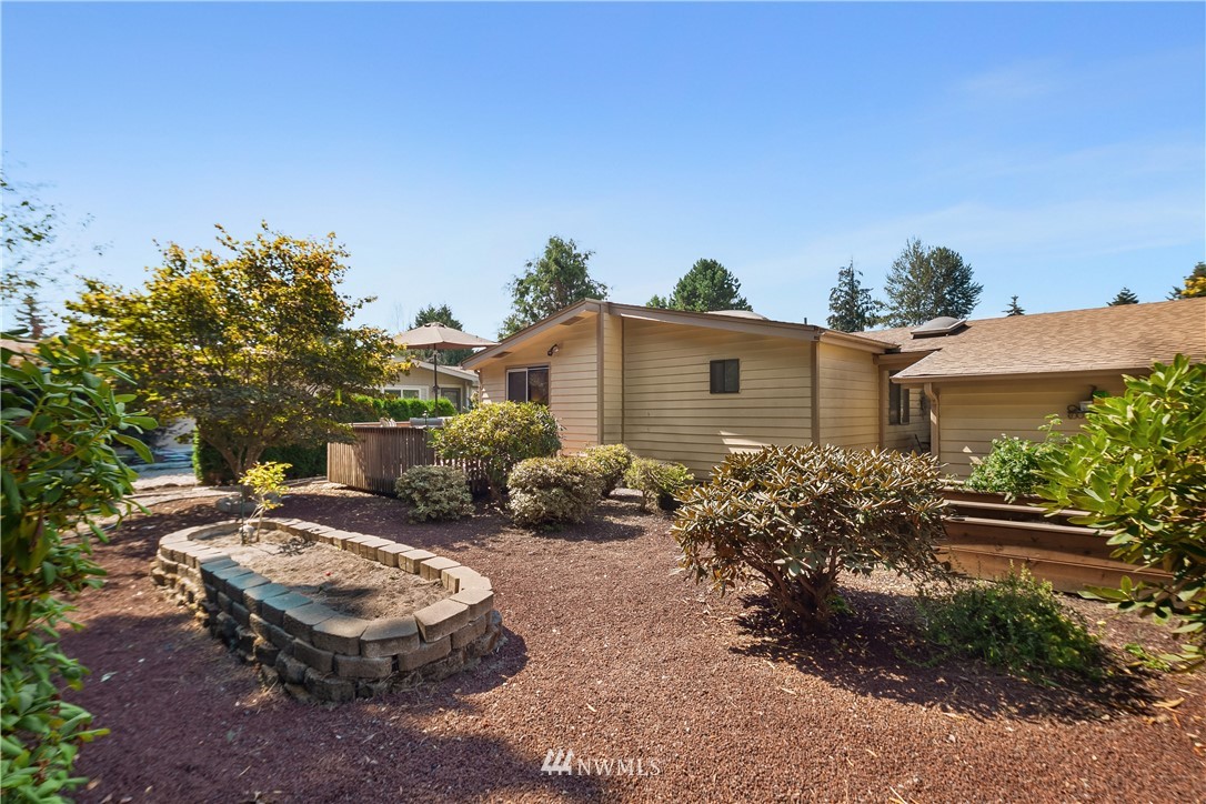 24332 S Park Bothell, WA 98021 - Photo 17 of 25