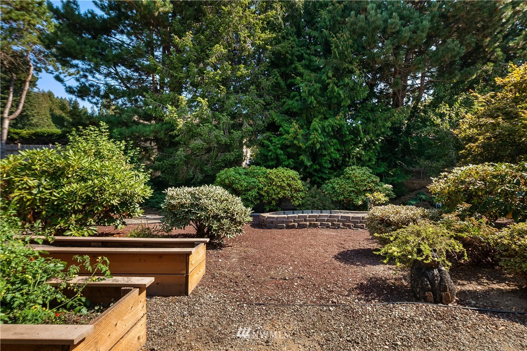 24332 S Park Bothell, WA 98021 - Photo 18 of 25