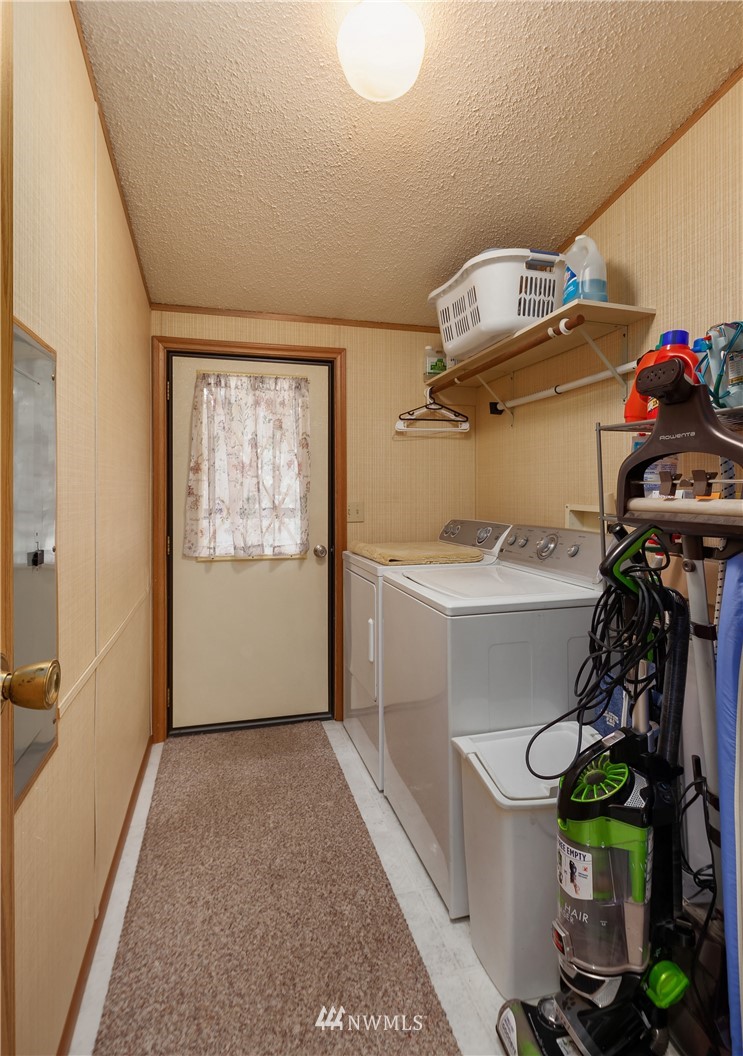 24332 S Park Bothell, WA 98021 - Photo 20 of 25