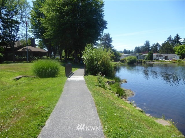 24332 S Park Bothell, WA 98021 - Photo 24 of 25