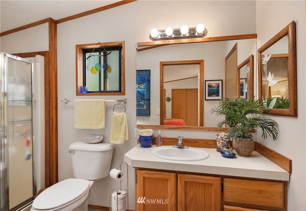 24332 S Park Bothell, WA 98021 - Photo 10 of 25