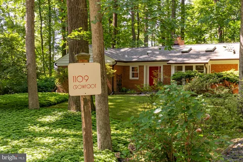 $675,000 | 1109 Crowfoot Lane, Silver Spring, MD 20904