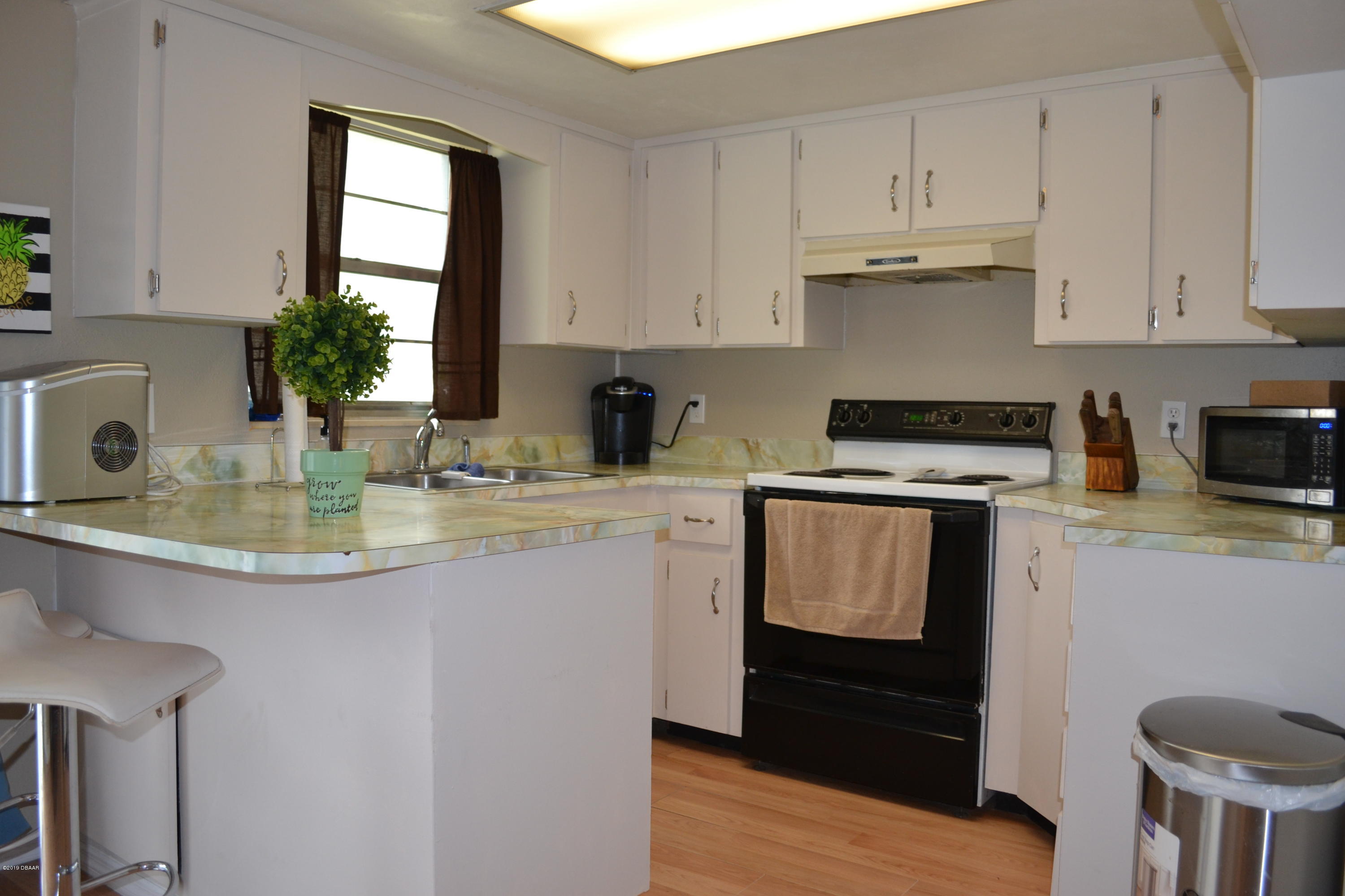 506 Eaton Road Edgewater, FL 32132 - Photo 7 of 23 Breakfast Bar!