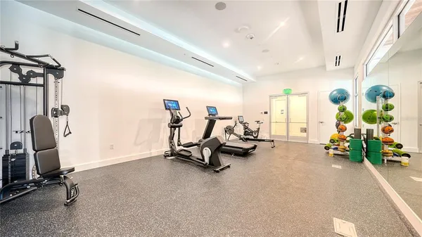 $2,255,000 | 1335 2nd Street, Unit VILLA 2E, Sarasota, FL 34236