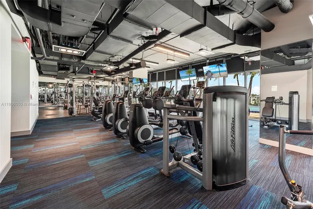 a view of a livingroom with furniture