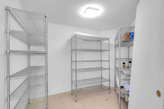 $6,500 | 19333 Collins Avenue, Unit 2703, Sunny Isles Beach, FL 33160