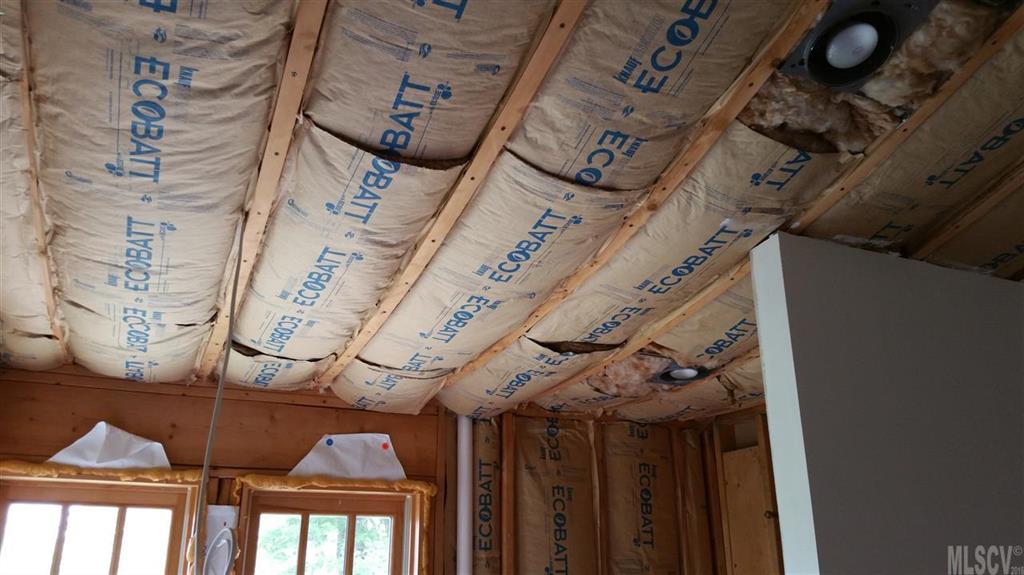 930 Maltba Road Newland, NC 28657 - Photo 8 of 21 Gallery Image 8