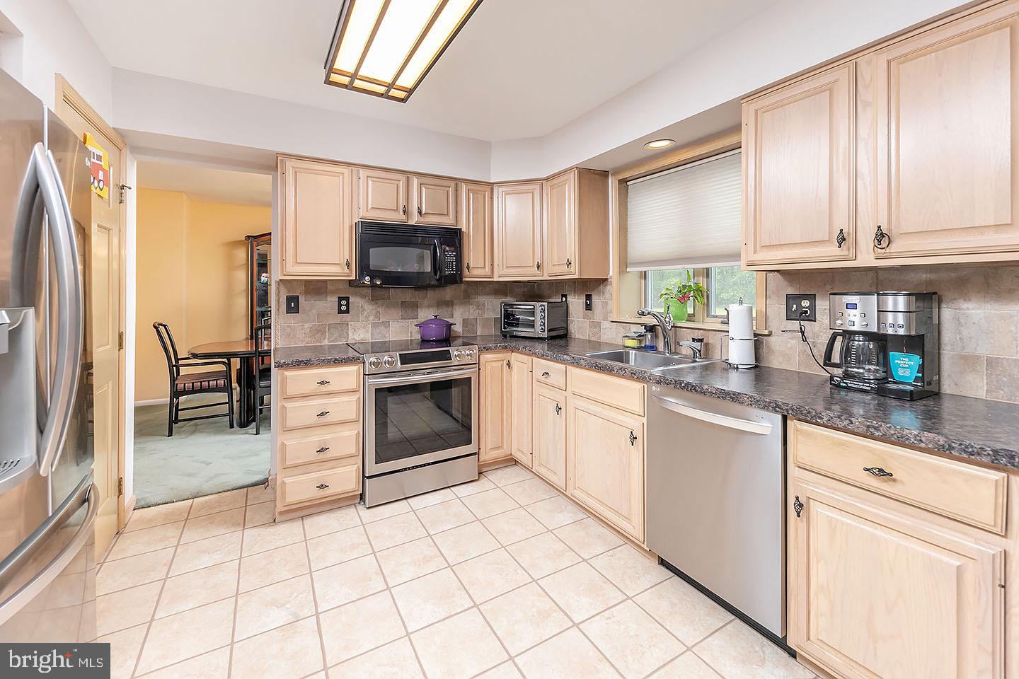 118 Lipizzan Road Sewell, NJ 08080 - Photo 7 of 23 Gallery Image 7