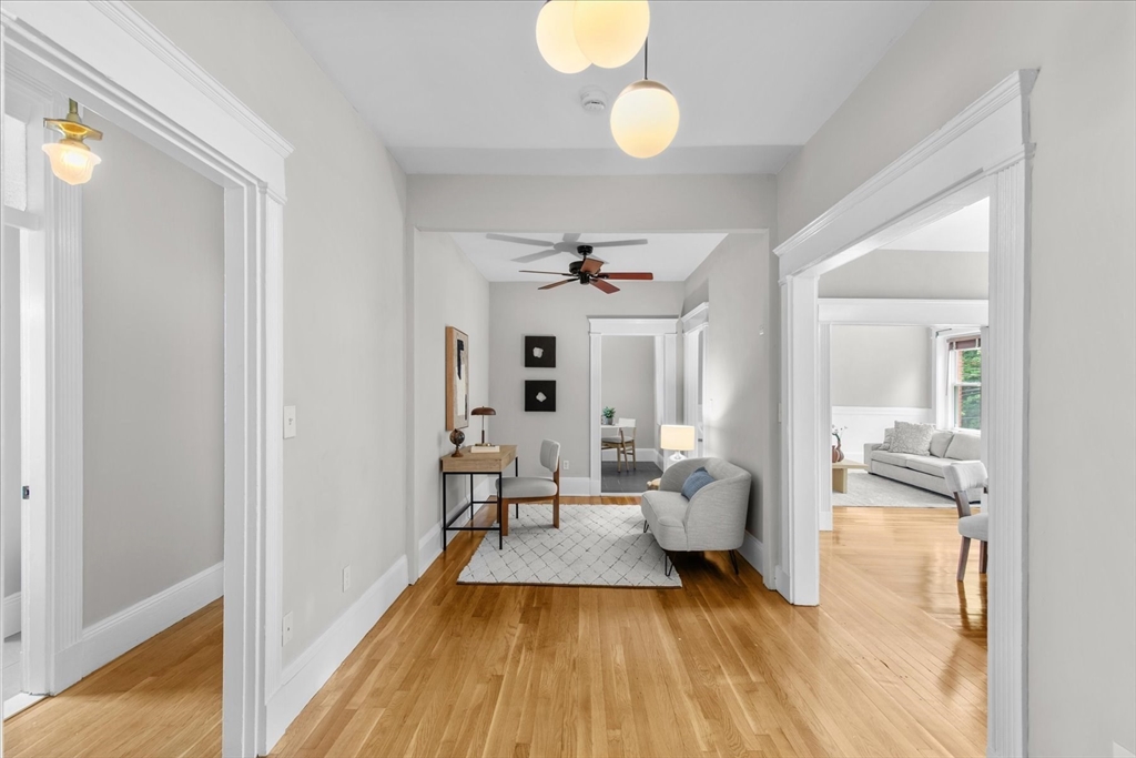 9 Verndale Street, Unit 2 Brookline, MA 02446 - Photo 3 of 39