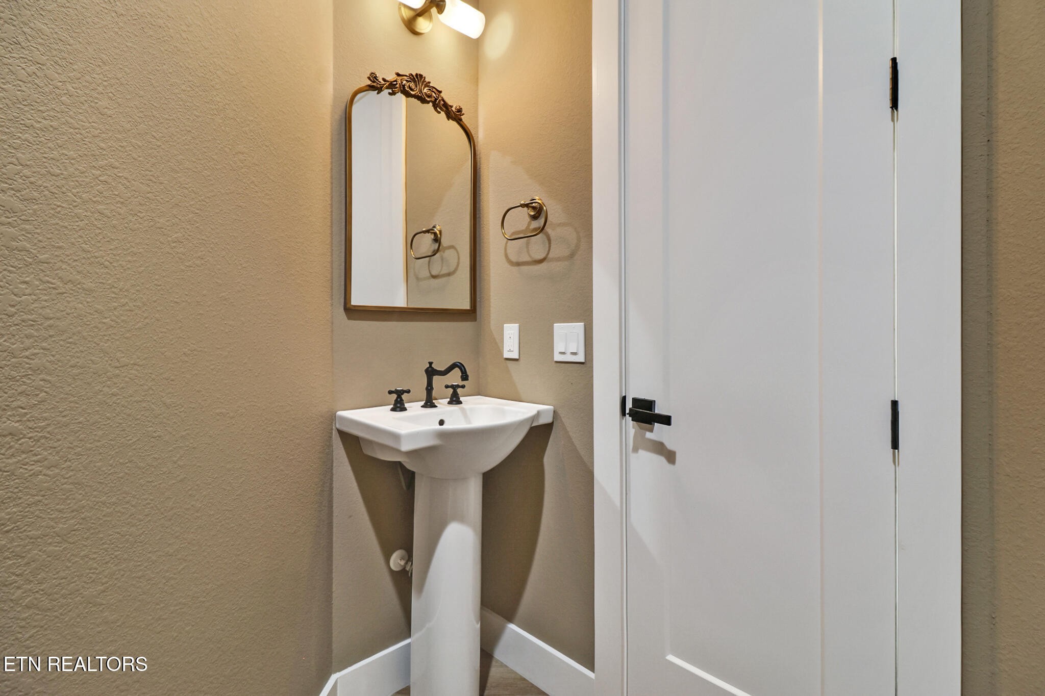 1345 Albert Frye Road Crossville, TN 38571 - Photo 12 of 60