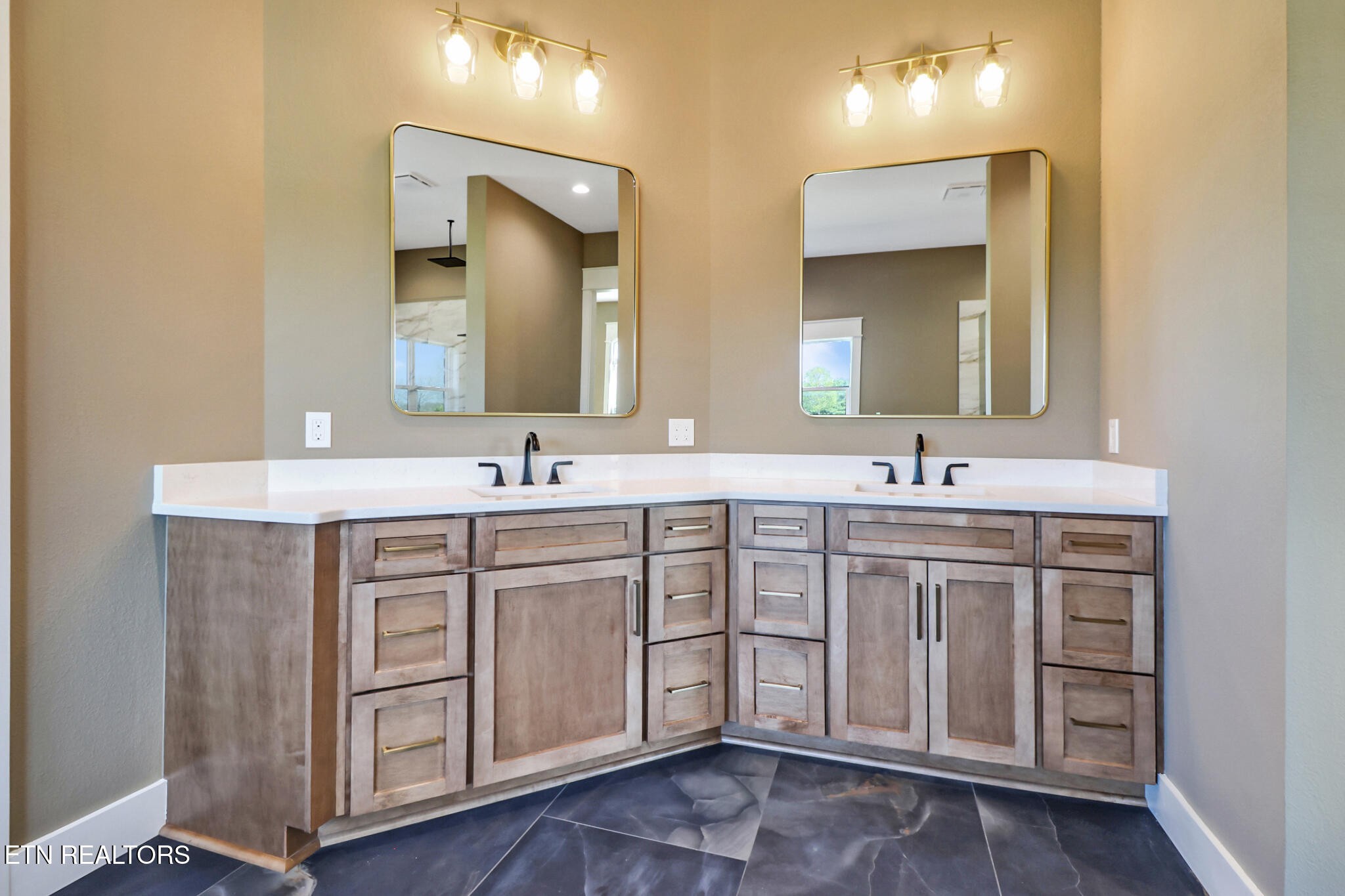 1345 Albert Frye Road Crossville, TN 38571 - Photo 20 of 60