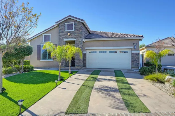 $759,900 | 26549 Roseate Circle, Menifee, CA 92584
