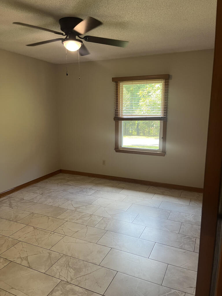 200 South Oak Ridge Drive Enterprise, AL 36330 - Photo 28 of 29 Gallery Image 28