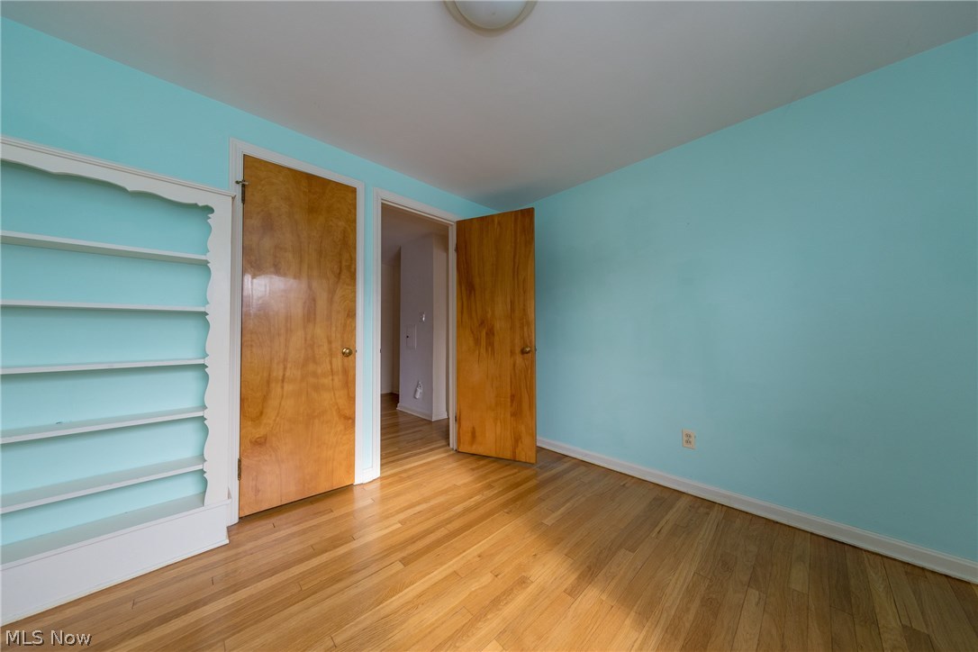 2369 Charney Road Cleveland, OH 44118 - Photo 23 of 33