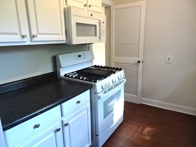 a close view of stove top oven