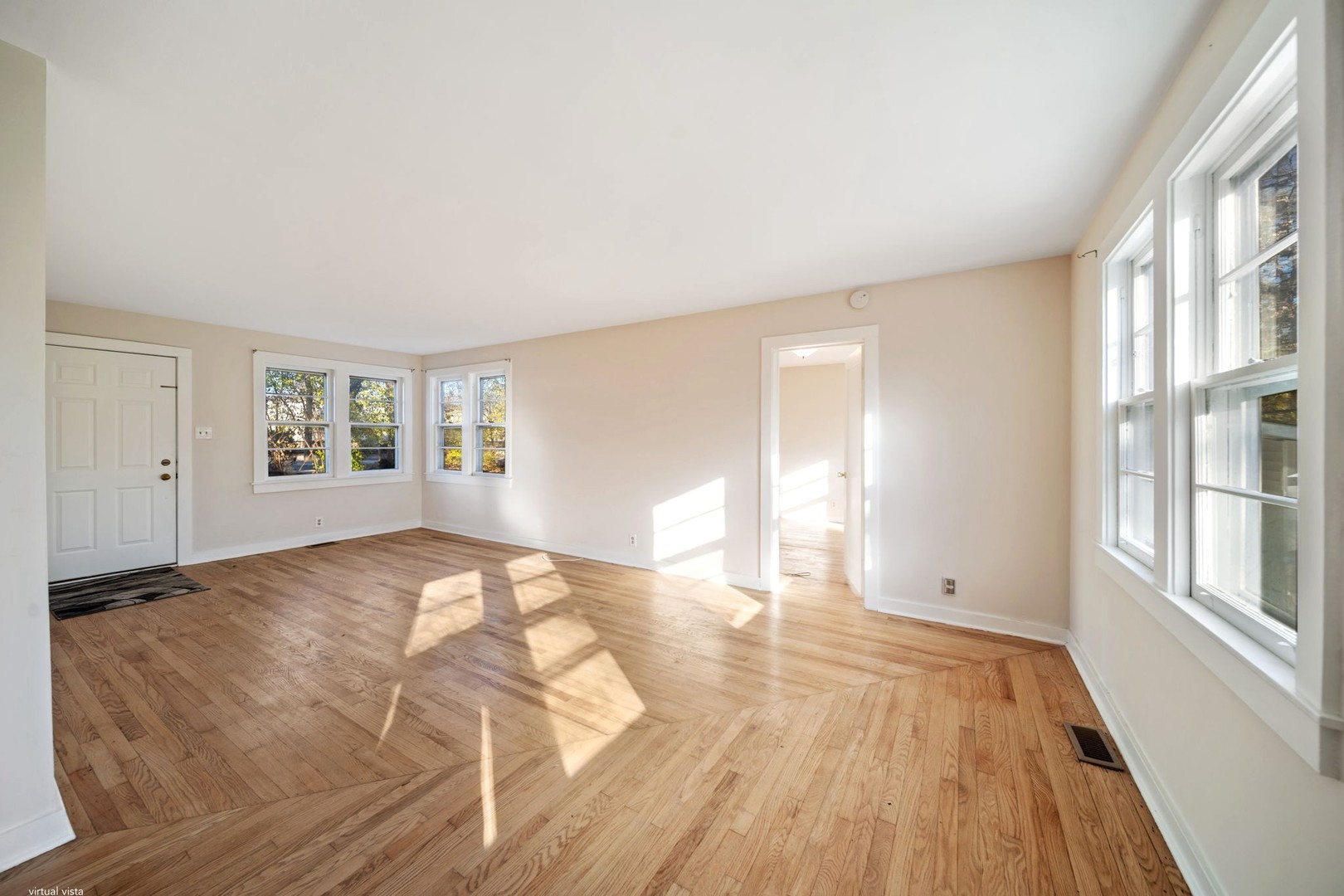 1805 Gilbert Avenue Downers Grove, IL 60515 - Photo 5 of 49