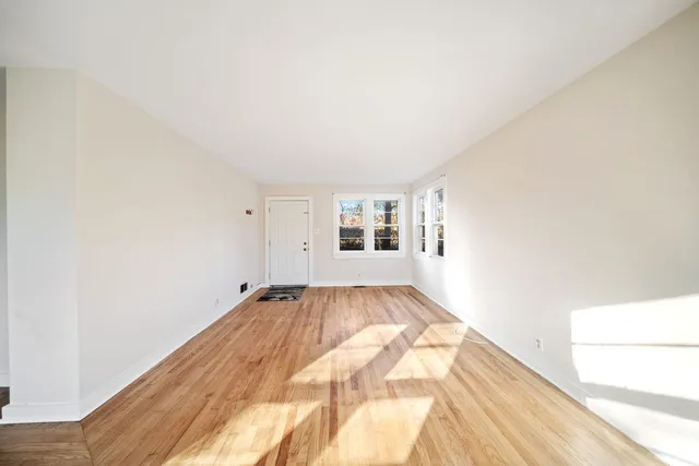 $439,900 | 1805 Gilbert Avenue, Downers Grove, IL 60515