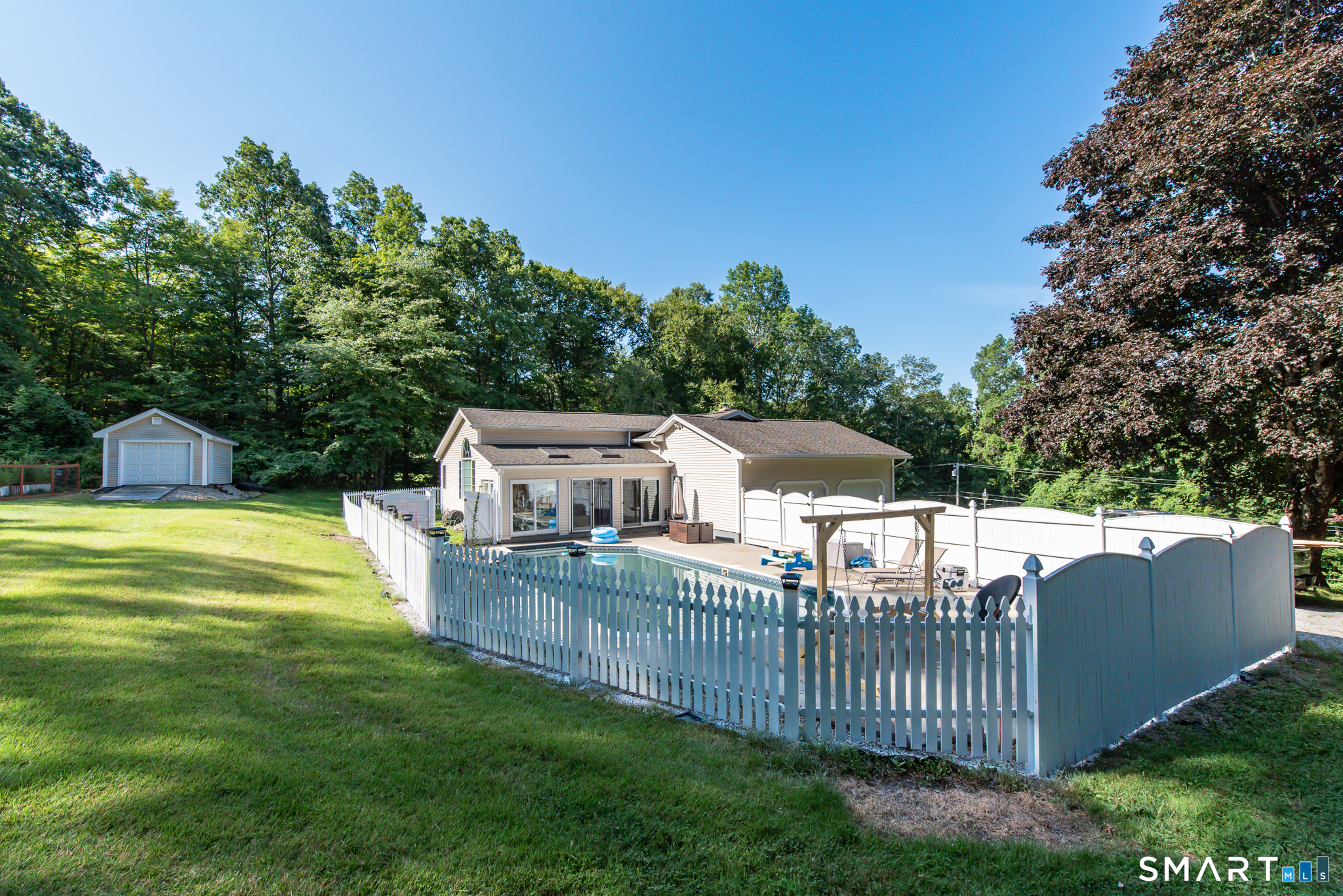 92 New Road Plainfield, CT 06354 - Photo 5 of 40 Gallery Image 5